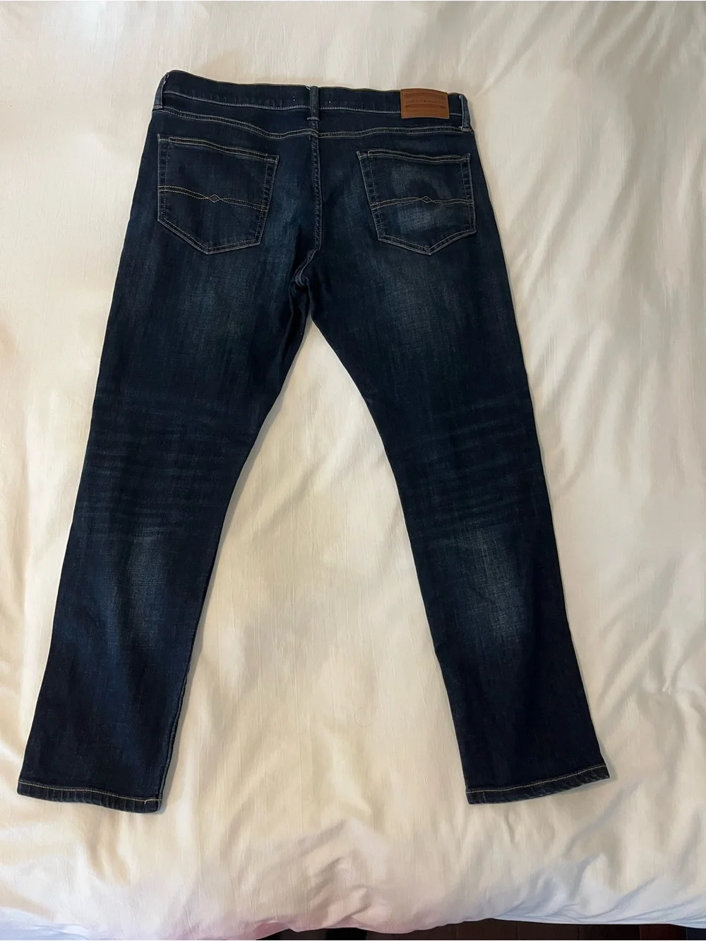 Lucky Brand Men's Dark Blue Denim Jeans with Leather Logo Patch